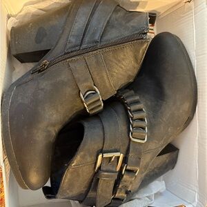 JustFab Black Ankle Boots